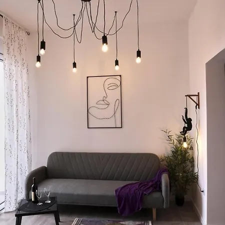 Studio Apartment, 5 Minutes To The Beach Bar Exterior photo